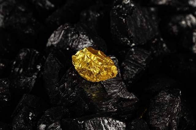 中国：不给稀土磁铁就加200%关税瓦力棋牌特朗普彻底坐不住了公开威胁(图5)